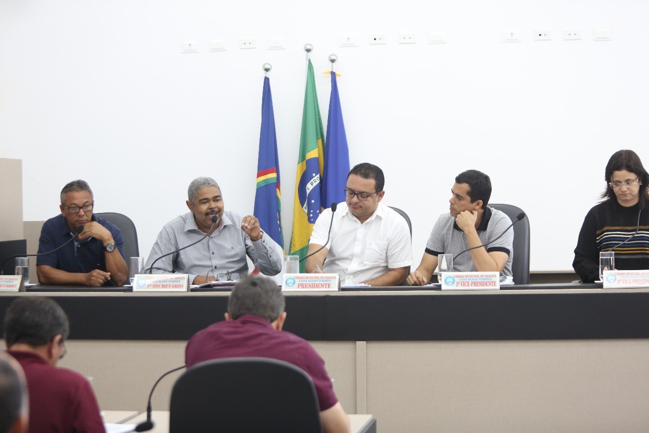 Audiência Pública discute transporte universitário intermunicipal