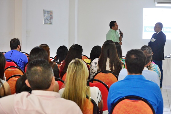 Funcionários da Câmara de Gravatá passam por curso de capacitação
