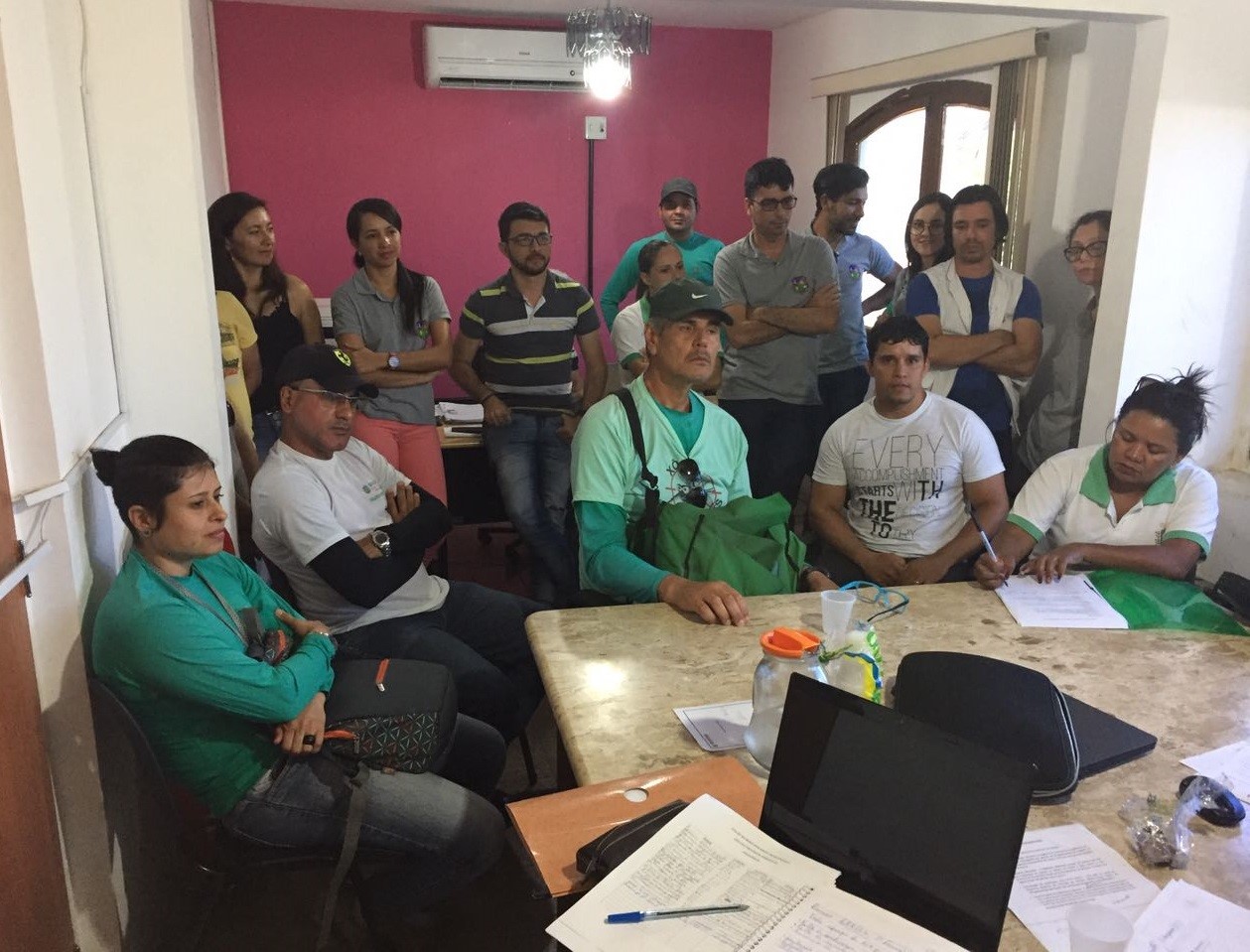 Membros da Associação Municipal dos Agentes de Combate às Endemias de Gravatá - AMACEG