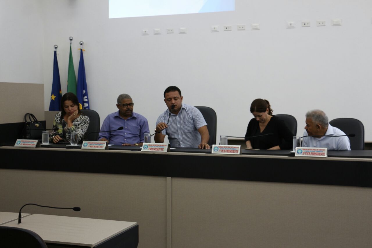 A ocasião, contou com a presença de Servidores Públicos, Secretários Municipais, representantes do Legislativo e também da municipalidade em geral