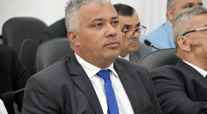 Gil Dantas propõe PL que regulamenta uso de quadriciclos e UTVs em Gravatá