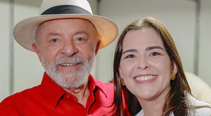 Maria Arraes entrega tratorito e caixas d’água em Mandacaru neste sábado
